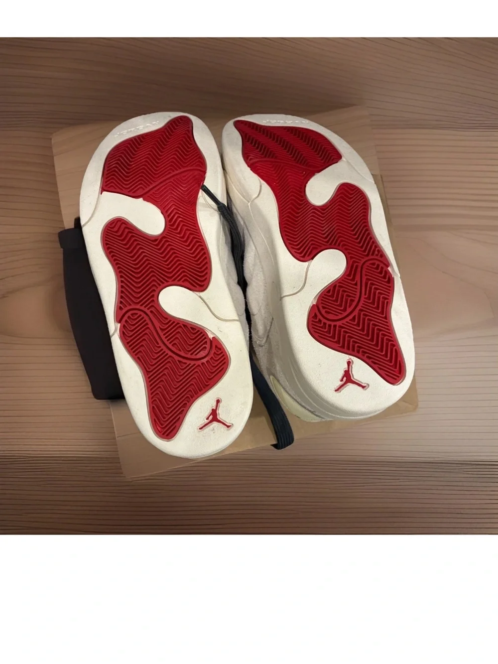 Nike Jordan Mens 9.5 Phantom Varsity Red Fresh Air J Basketball street low shoe